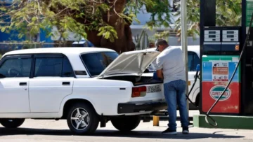 CubaHoy: el 53 de la isla sufre apagones este lunes; La Habana promete resistencia y diálogo con EE. UU.