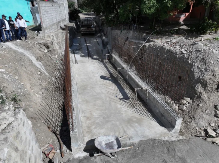 INDRHI inspecciona avances de obras hidráulicas en Azua, Barahona y Pedernales