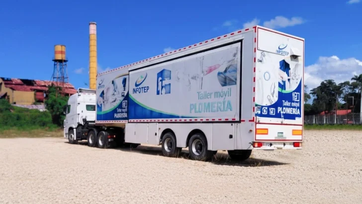 Infotep habilita talleres móviles en Montellano para impulsar el sector turístico Infotep habilita talleres móviles en Montellano para impulsar el sector turístico