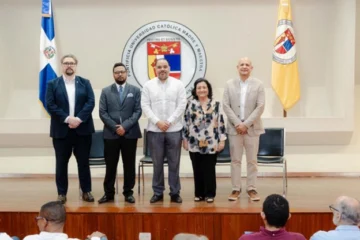 Arquitectos conservadores reciben apoyo del Defensor del Pueblo