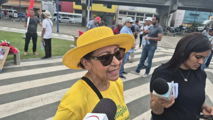  “Cuando las botas intrusas del imperio se mueven como perro por su casa, hay que unir esfuerzos y acciones para defender la soberanía nacional”, expresó. (Mery Ann Escolástico)