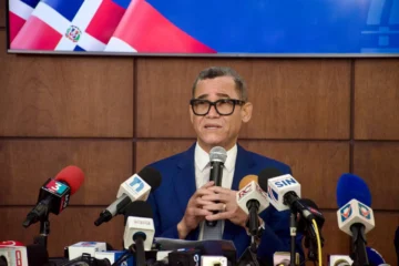 Ministerio de Trabajo llama a empresarios a cumplir aumento del 8% del salario mínimo Ministerio de Trabajo llama a empresarios a cumplir aumento del 8% del salario mínimo