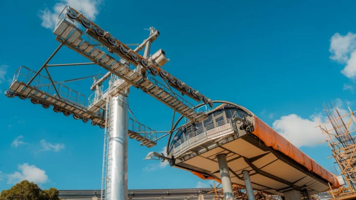 Paliza supervisa avances de Línea 3 del Teleférico SD; primera fase estará lista en diciembre