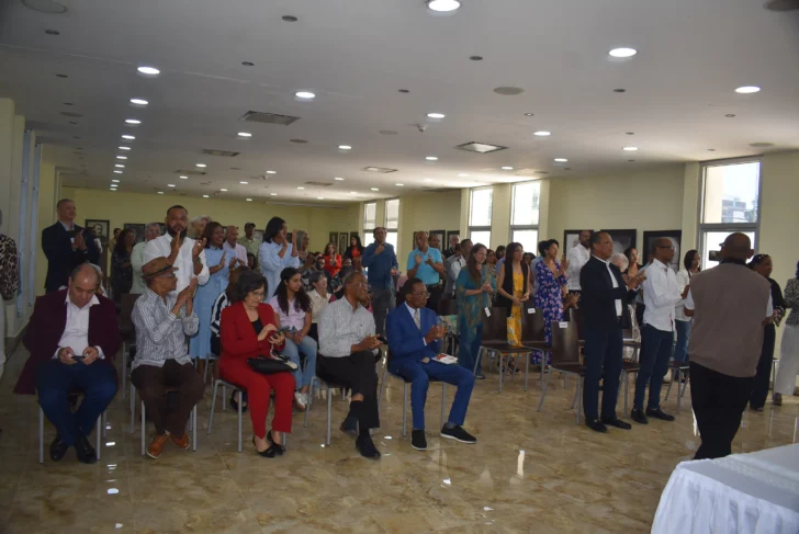 Peralta Romero: Es acto de justicia colocación retrato de Mateo Morrison en la Biblioteca Nacional