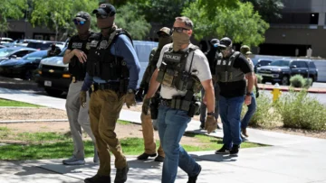 ¿Por qué Capgemini, firma francesa señalada por sus vínculos con ICE, venderá su filial en EE. UU.? ¿Por qué Capgemini, firma francesa señalada por sus vínculos con ICE, venderá su filial en EE. UU.?