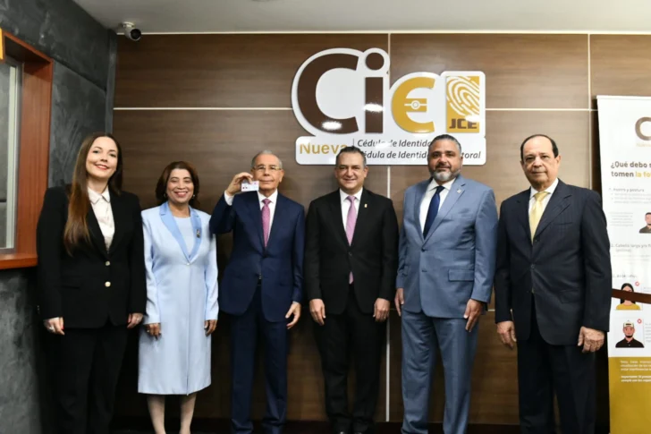 Danilo Medina Cedula 2026-02-11-at-13.56.55-728x485