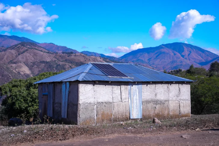 Anuncian obras de electrificación rural por RD$ 28 millones