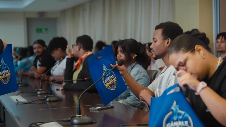 Rector de la UASD exhorta a estudiantes a soñar en grande y aprovechar oportunidades