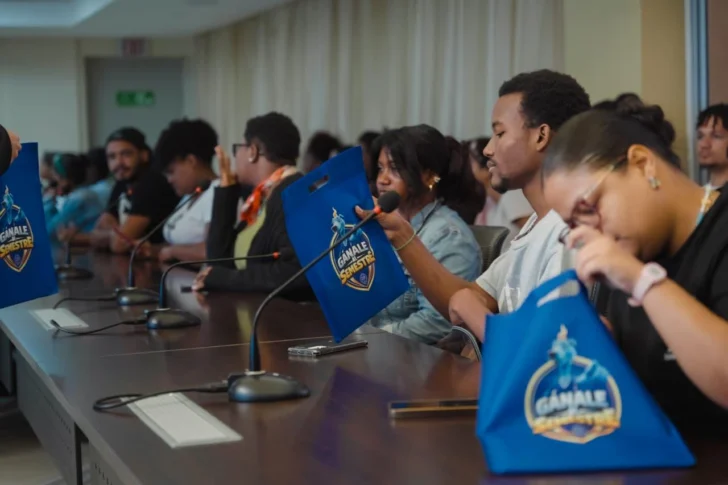 Rector de la UASD exhorta a estudiantes a soñar en grande y aprovechar oportunidades