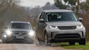 Por qué fue arrestado el expríncipe Andrés