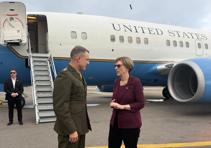 embajadora-y-general