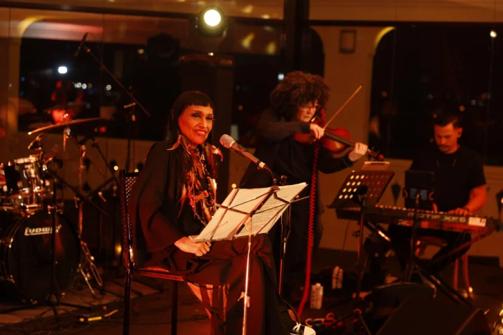 Pat Pereyra protagoniza mágica noche en Centro Cultural Banreservas