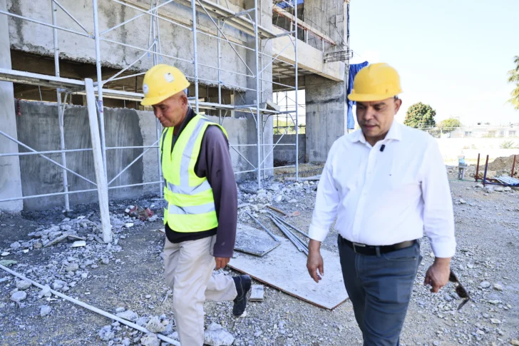 SNS asegura que 53 hospitales tienen cero deuda