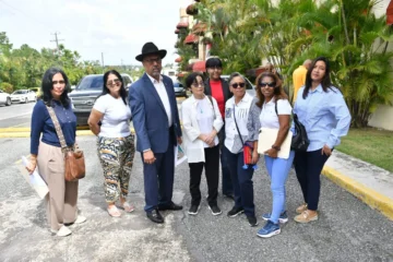 Otra vez, comunidad de Cuesta Brava denuncia construcción y asegura pone en peligro viviendas Otra vez, comunidad de Cuesta Brava denuncia construcción y asegura pone en peligro viviendas