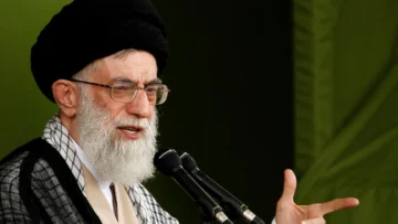 El ayatolá iraní Jamenei muere en el ataque a gran escala lanzado por EEUU e Israel El ayatolá iraní Jamenei muere en el ataque a gran escala lanzado por EEUU e Israel