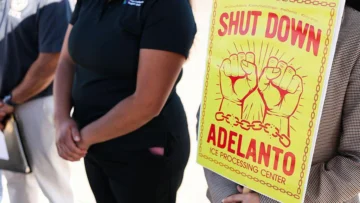 Qué significa que el gobierno de México se sume a la demanda contra ICE por muertes en un centro de detención de EE.UU. Qué significa que el gobierno de México se sume a la demanda contra ICE por muertes en un centro de detención de EE.UU.