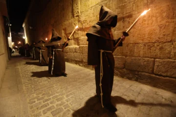 Mosaico de fe: El mundo inicia la Semana Santa 2026