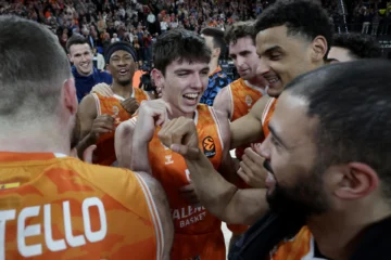 Reemplazo del lesionado dominicano Jean Montero tumba a Olympiacos