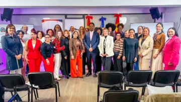 Mujeres dominicanas en Barcelona definen su hoja de ruta hacia un liderazgo con impacto real