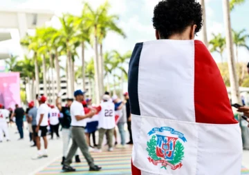 Clásico Mundial: Venezuela acorta distancias y sigue abajo, pero ahora 4-3 ante República Dominicana