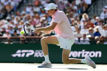 Sinner ganó este domingo el Indian Wells y redujo distancia de Alcaraz