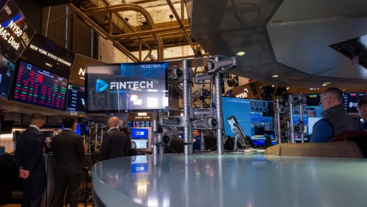 Wall Street cierra en rojo mientras persiste el foco en el petróleo por la guerra