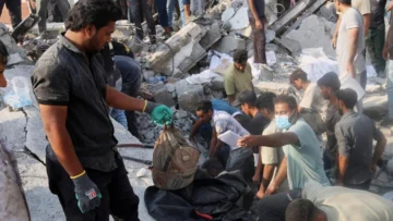 Bombardeo a una escuela: Irán denuncia más de 100 muertos, pero EE. UU. e Israel desconocen ese ataque Bombardeo a una escuela: Irán denuncia más de 100 muertos, pero EE. UU. e Israel desconocen ese ataque