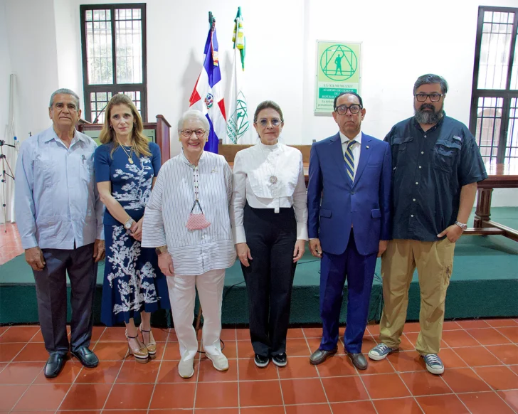 Academia-de-Ciencias-y-Fundacion-Propagas-se-alian-para-rescatar-la-cuenca-del-rio-Ozama-728x582