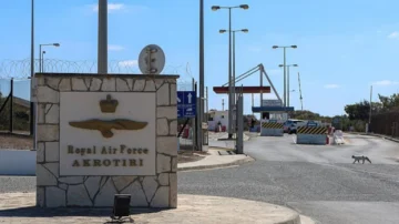 Se registran explosiones en la base británica de Akrotiri en Chipre Se registran explosiones en la base británica de Akrotiri en Chipre