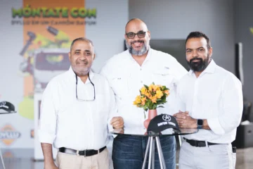 Bellón, Ozama Trucks y Dyllu premian a clientes con el sorteo de un camión Dayun