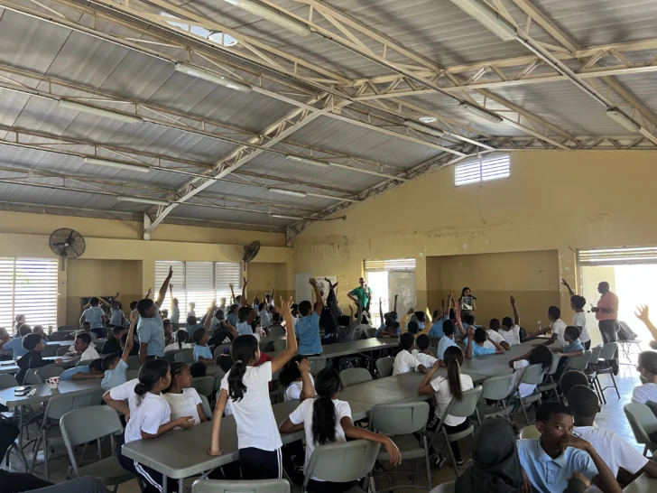 De especie invasora a oportunidad: elaboran harina de pez diablo para fortalecer la sostenibilidad en la Laguna Saladilla