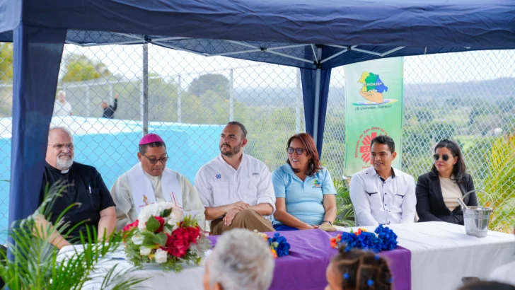 Fundación Popular inaugura acueducto en comunidad de Pasatiempo, San Juan