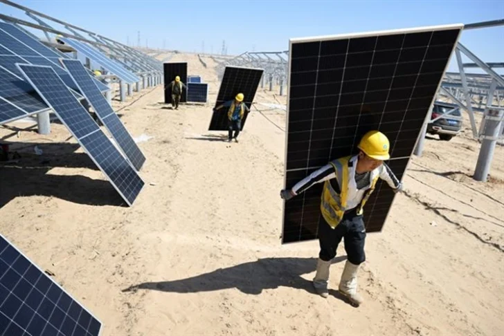 Auge de energía solar en China redujo emisiones energéticas en 2025