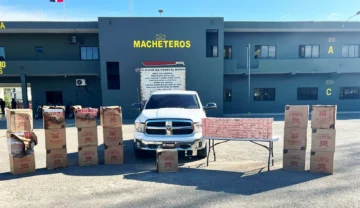 Ejército incauta 220 mil cigarrillos de contrabando y detiene a 65 migrantes indocumentados en Valverde, San Juan y Montecristi Ejército incauta 220 mil cigarrillos de contrabando y detiene a 65 migrantes indocumentados en Valverde, San Juan y Montecristi