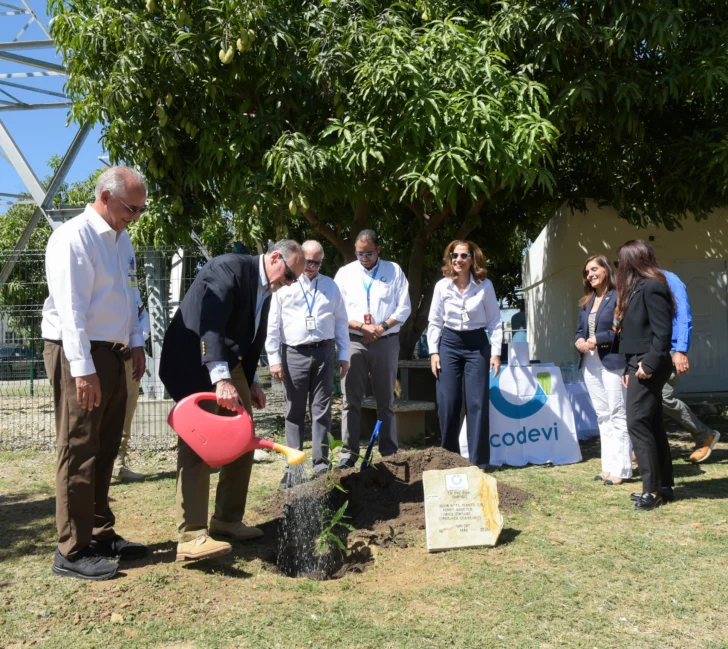 CODEVI recibe en Dajabón a los titulares de las embajadas de EEUU en RD y en Haití
