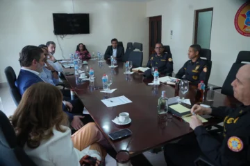 Industriales y Ceccom se unen para combatir producción y venta de ron adulterado en RD