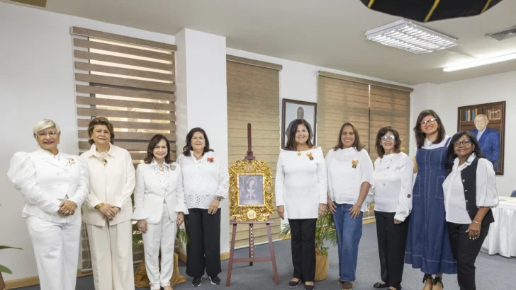 El Aula Altagraciana reunió a dominicanos en torno a la identidad, la fe y el proyecto de vida El Aula Altagraciana reunió a dominicanos en torno a la identidad, la fe y el proyecto de vida