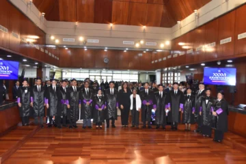 Juramentan nueva promoción de abogados con llamado a la integridad y ética profesional