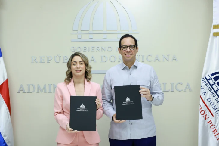 MAP y Ministerio de la Mujer firman normativa para institucionalizar el derecho al cuidado en la administración pública