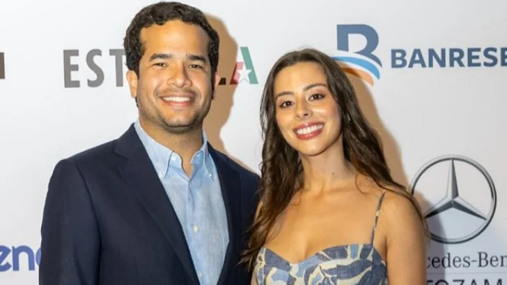 Senador Omar Fernández se casó este jueves con Alexia Rubio