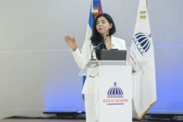 Procuradora: la escuela debe formar ciudadanos apegados al contrato social