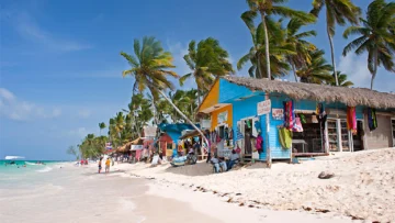 El ocio sigue liderando los viajes a República Dominicana, pero pierde participación