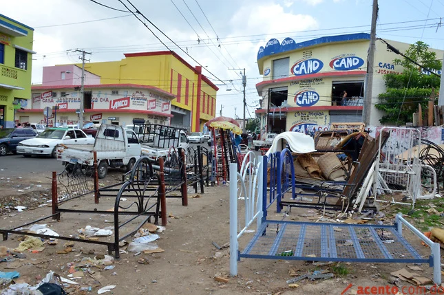 El dominicano que resuelve [Ingenio como virtud… o como destino]