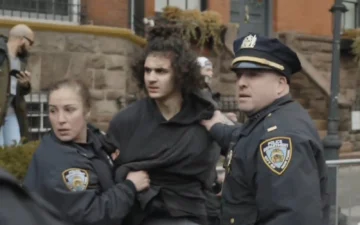 Policía de Nueva York investiga artefactos sospechosos frente a la residencia del alcalde