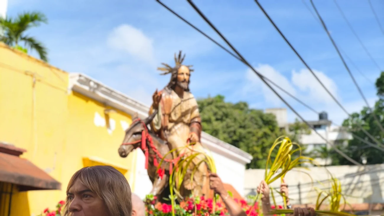 Palmas, fe y acento caribeño: así se vivió el Domingo de Ramos en la Iglesia de Las Mercedes Palmas, fe y acento caribeño: así se vivió el Domingo de Ramos en la Iglesia de Las Mercedes