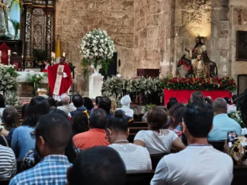 Párroco de Las Mercedes respalda llamado de la ministra Faride Raful a vivir una Semana Santa de reflexión contra la violencia intrafamiliar Párroco de Las Mercedes respalda llamado de la ministra Faride Raful a vivir una Semana Santa de reflexión contra la violencia intrafamiliar