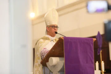 “No me dejan tranquilo señor presidente”: arzobispo de Santiago alude a los rumores de corrupción constante que le intranquilizan