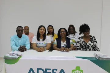 Adesa convoca marcha de 1,000 dirigentes para exigir mayor inversión en salud y atención primaria Adesa convoca marcha de 1,000 dirigentes para exigir mayor inversión en salud y atención primaria