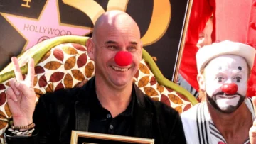 Guy Laliberté, el payaso callejero que reinventó el circo con el Cirque du Soleil y se volvió multimillonario