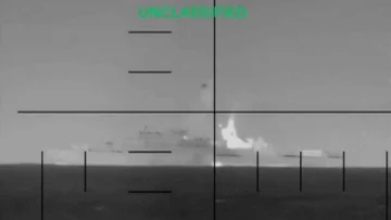 Un submarino de EE.UU. hunde un buque militar iraní en el océano Índico con más de 100 tripulantes a bordo, según el secretario de Defensa, Pete Hegseth